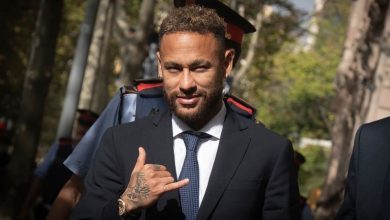 Neymar gây ngán ngẩm vì scandal