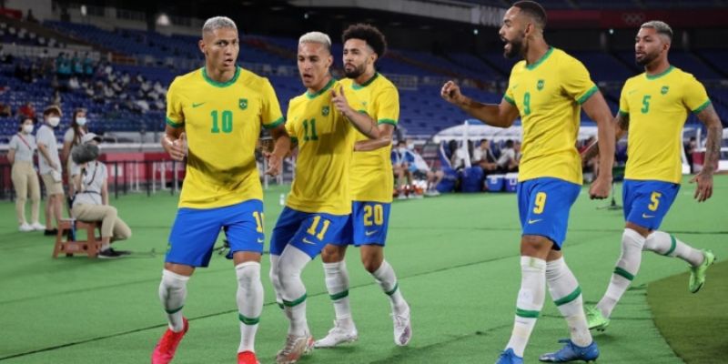Bóng đá Brazil được đánh giá cao về lối chơi đá thông minh 