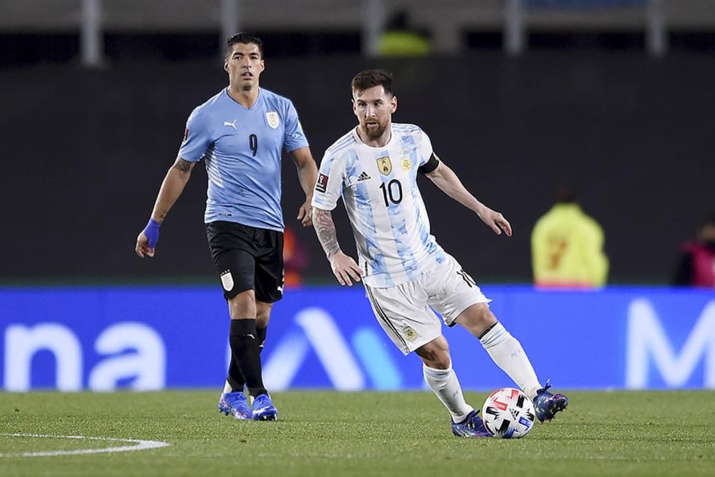 Soi kèo Argentina vs Uruguay với phong độ nhỉnh hơn cho đội chủ nhà
